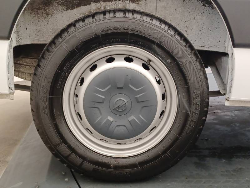 Opel Movano - (30) F3300 L2H2 135 CH BITURBO