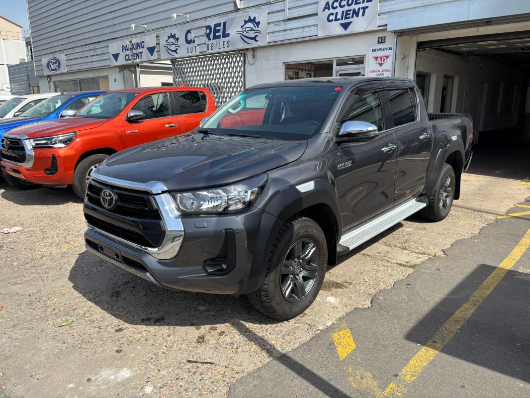 Toyota Hilux - IV 4WD 2.8 D-4D 205 DOUBLE CABINE
