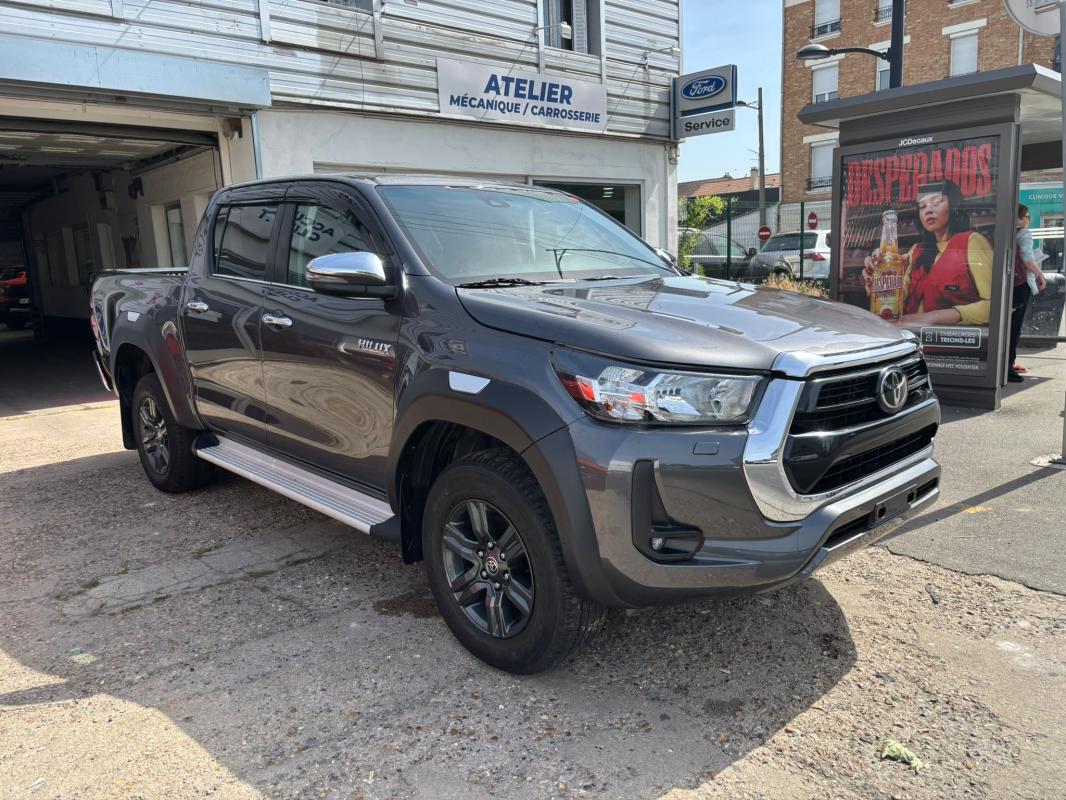 Toyota Hilux - IV 4WD 2.8 D-4D 205 DOUBLE CABINE