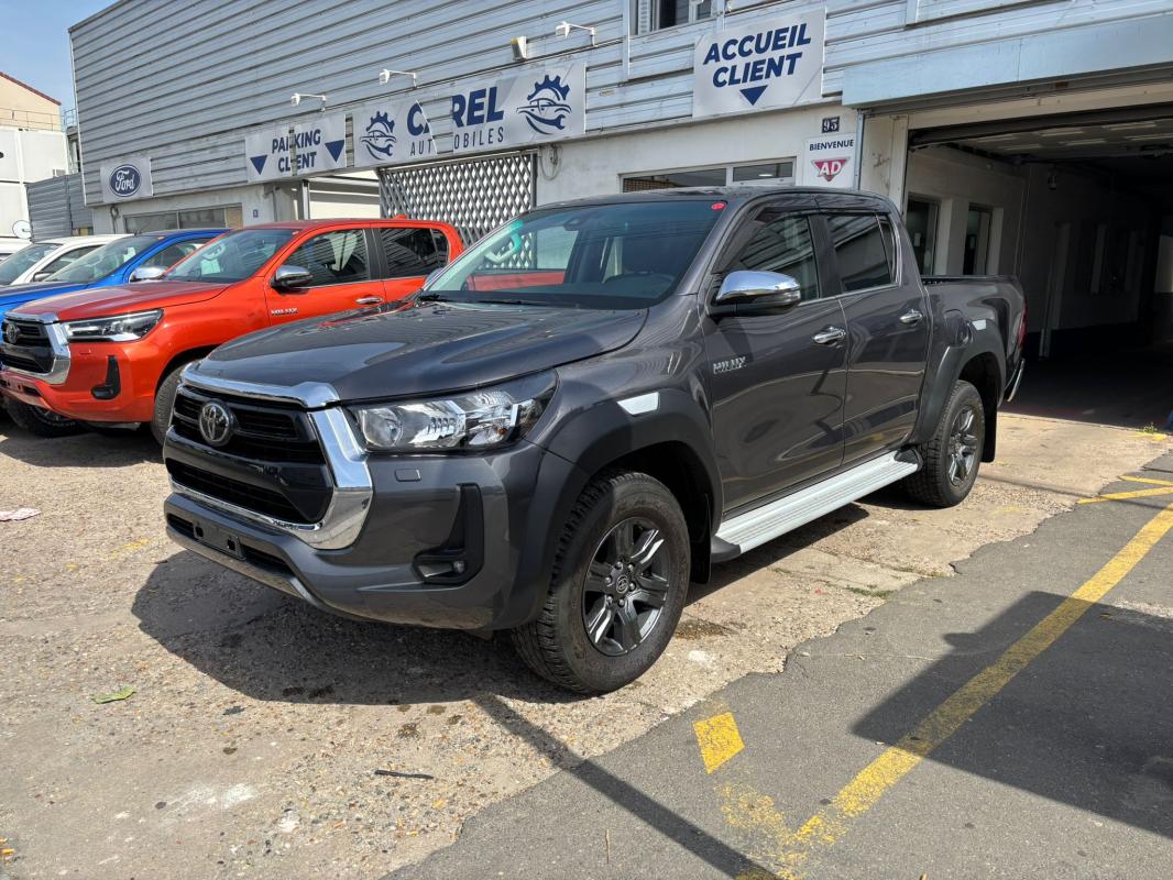 Toyota Hilux - IV 4WD 2.8 D-4D 205 DOUBLE CABINE